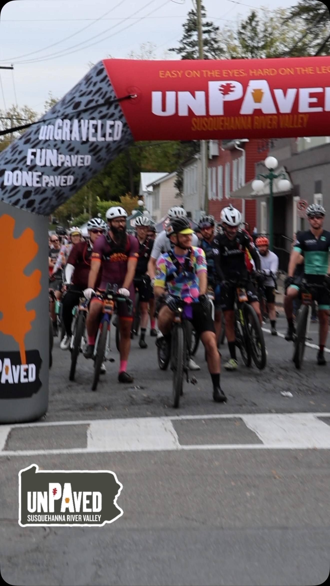 AND THEY’RE OFF!!! ⚠️

Our Big Lick 200 riders rolled out from the Lewisburg Fall Festival today at 4 PM and are hitting the gravel all night long. 

Track them live: followmychallenge.com/live/big-lick-200-2026 (also linked in our bio)

#unPAved #BigLick200 #IPAgravel